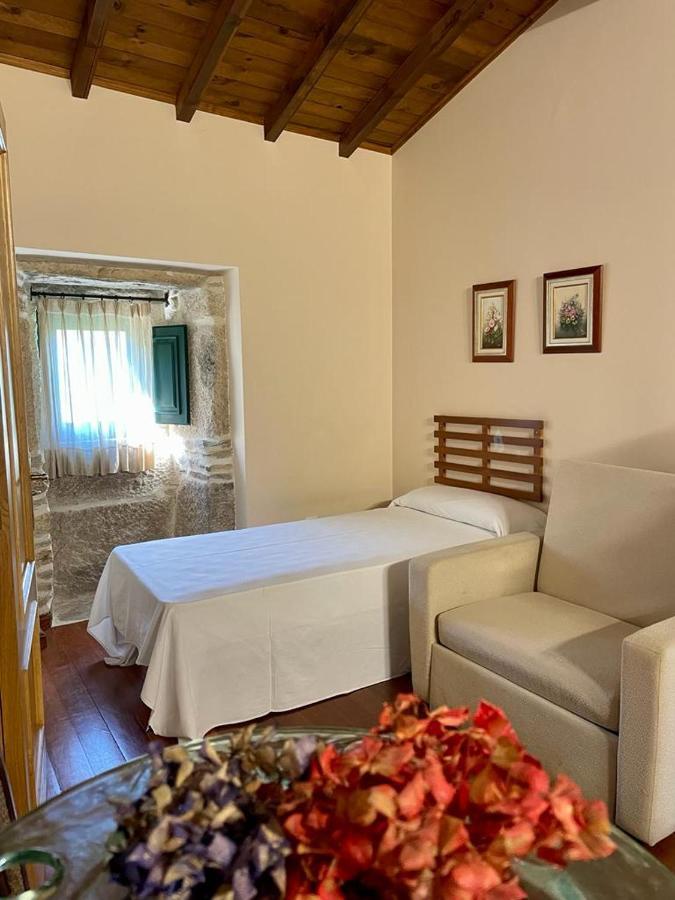 Aldea Couso Rural Hotel Sarreaus Exterior photo