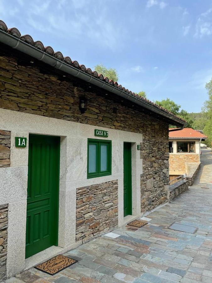 Aldea Couso Rural Hotel Sarreaus Exterior photo