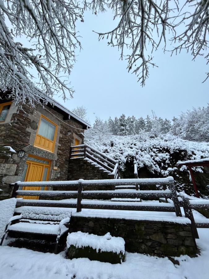 Aldea Couso Rural Hotel Sarreaus Exterior photo